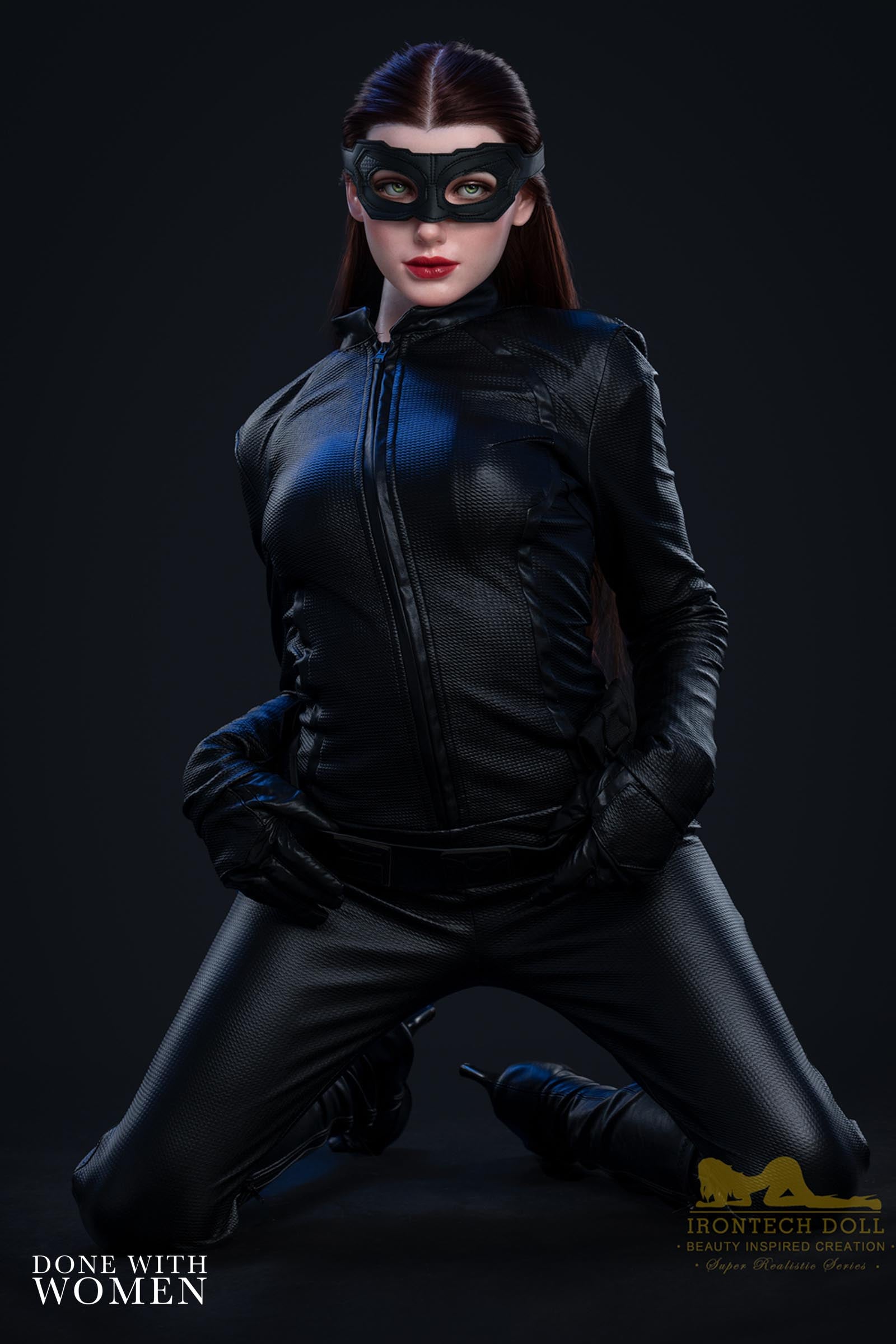 Irontech Doll 168cm / 5ft6 Silicone Luna (Catwoman)