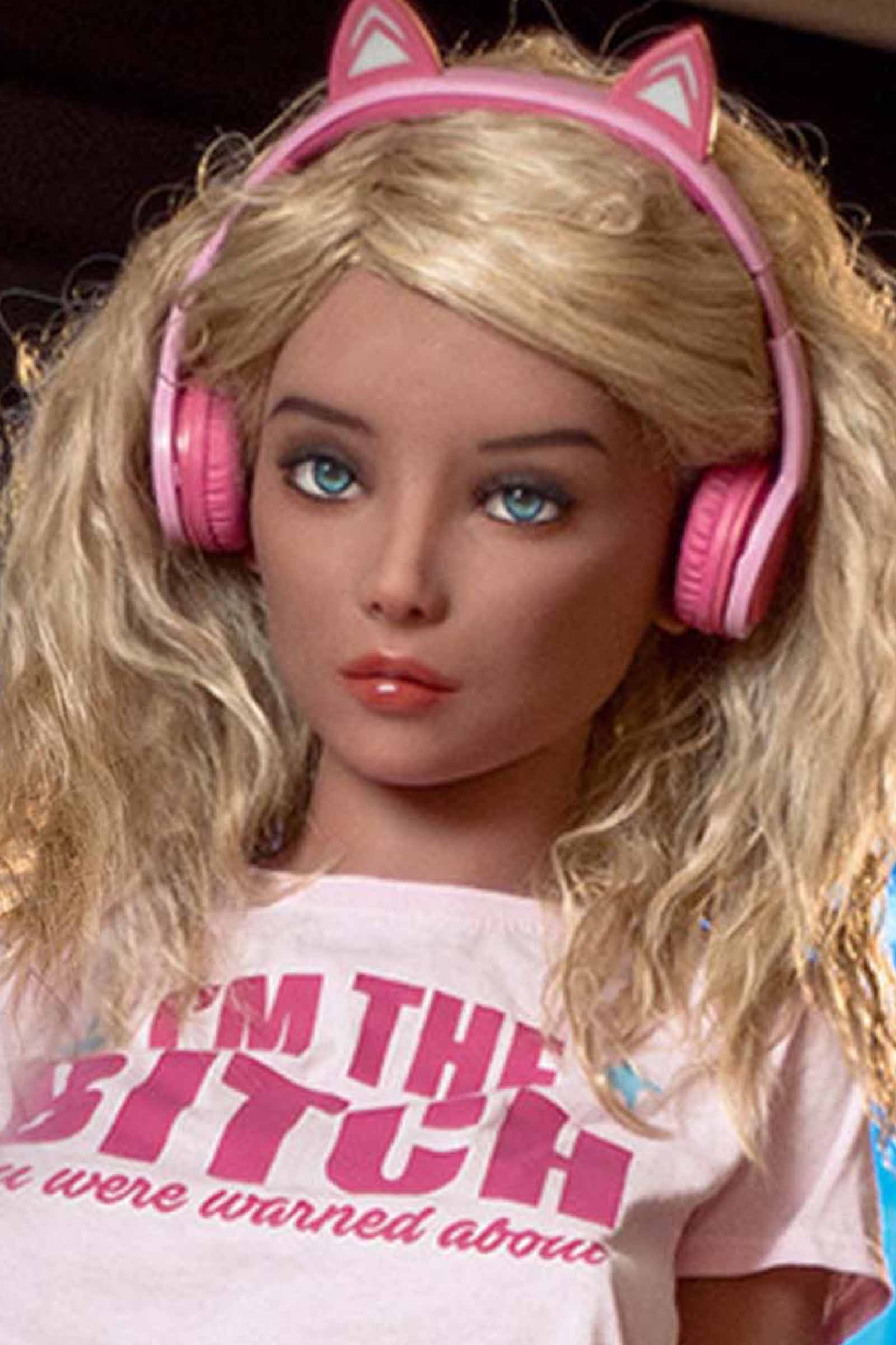 WM Doll #400 head with blue eyes